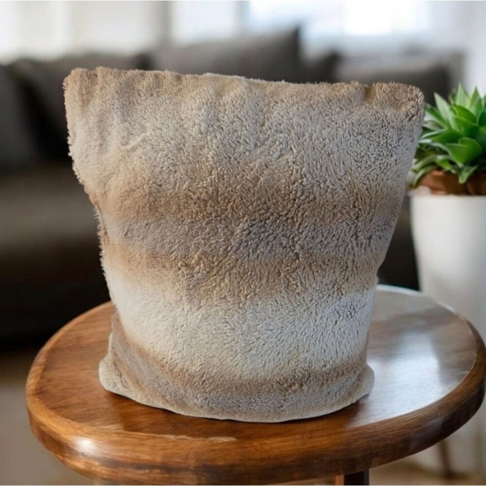Cozy Tan and Cream Fuzzy Soft Couch Bed Comfy Y2k Pillow One Unisex Home House - Picture 2 of 13